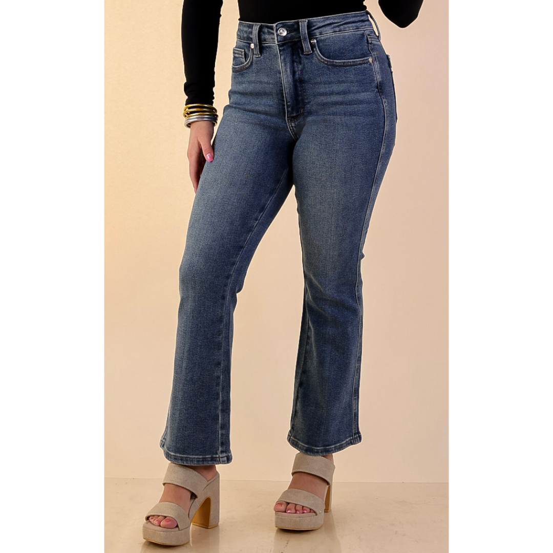 Judy Blue | Simply Flawless Tummy Control Cropped Kick Flare Jean in Medium Wash