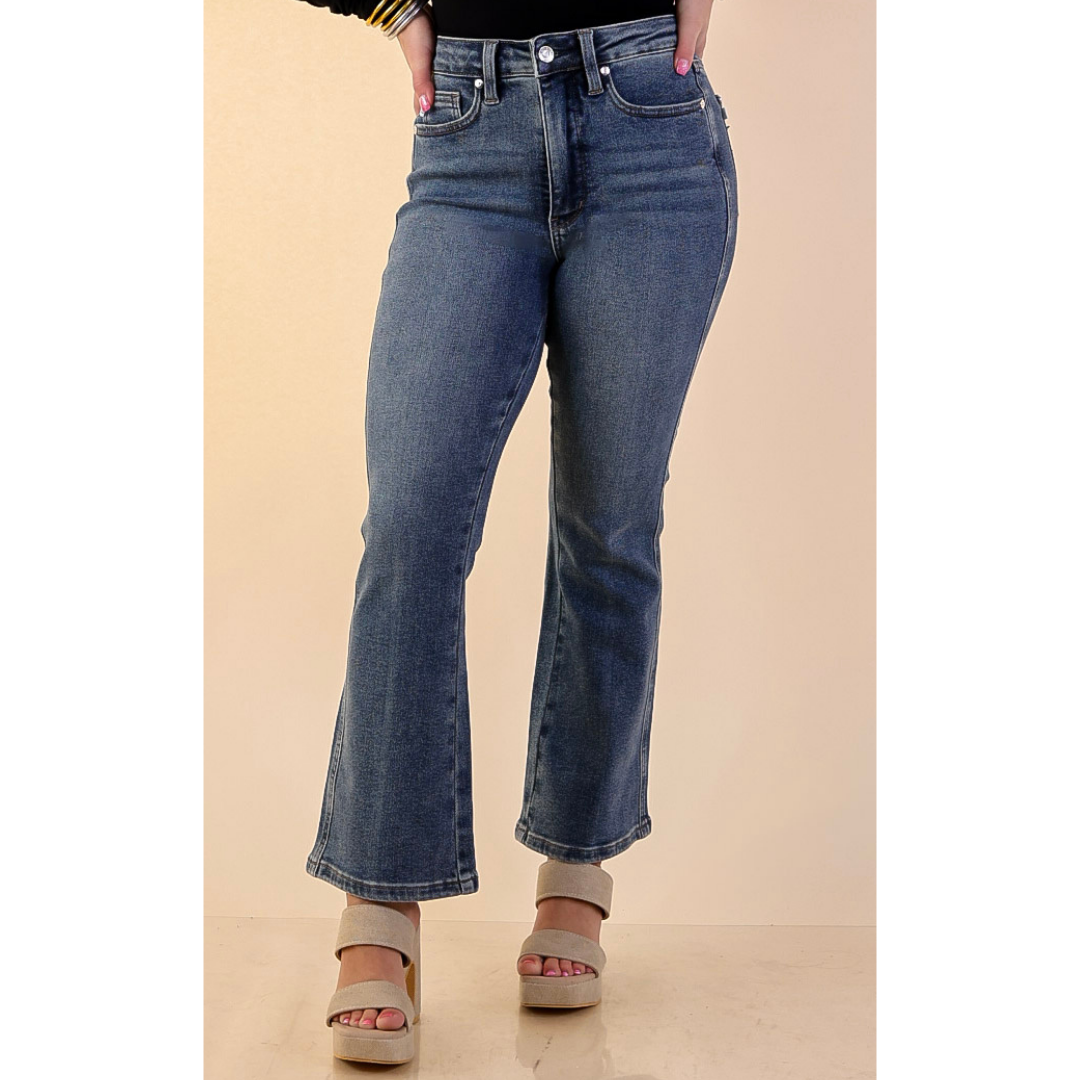 Judy Blue | Simply Flawless Tummy Control Cropped Kick Flare Jean in Medium Wash