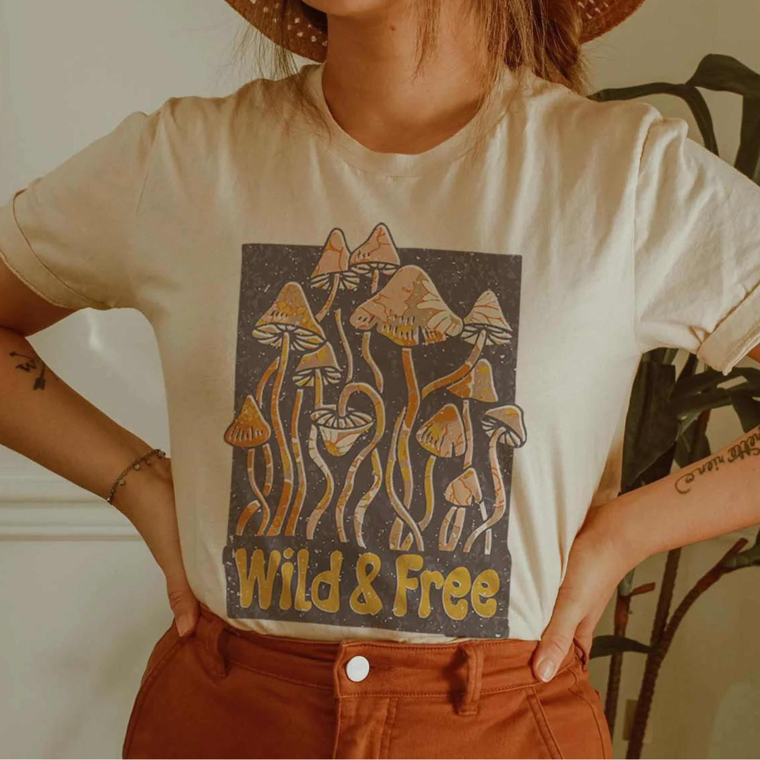 Online Exclusive | Wild & Free Short Sleeve Graphic Tee in Cream - Giddy Up Glamour Boutique