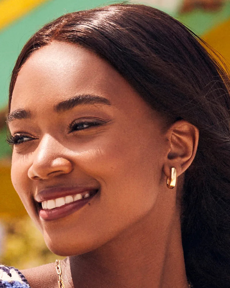 Kendra Scott | Ellen Wide Huggie Earrings in 18k Gold Vermeil - Giddy Up Glamour Boutique