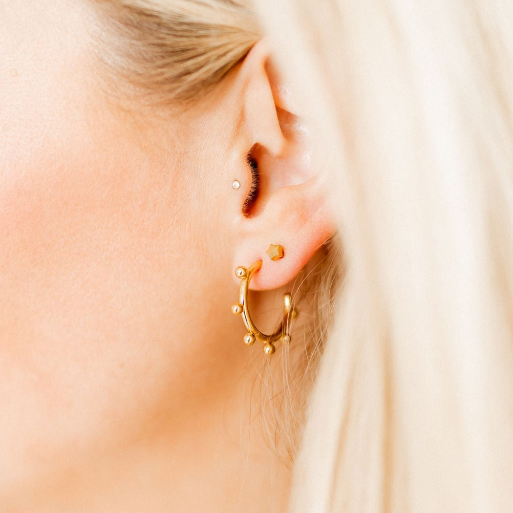 Linny Co | Lauren Gold Tone Small Hoop Earrings