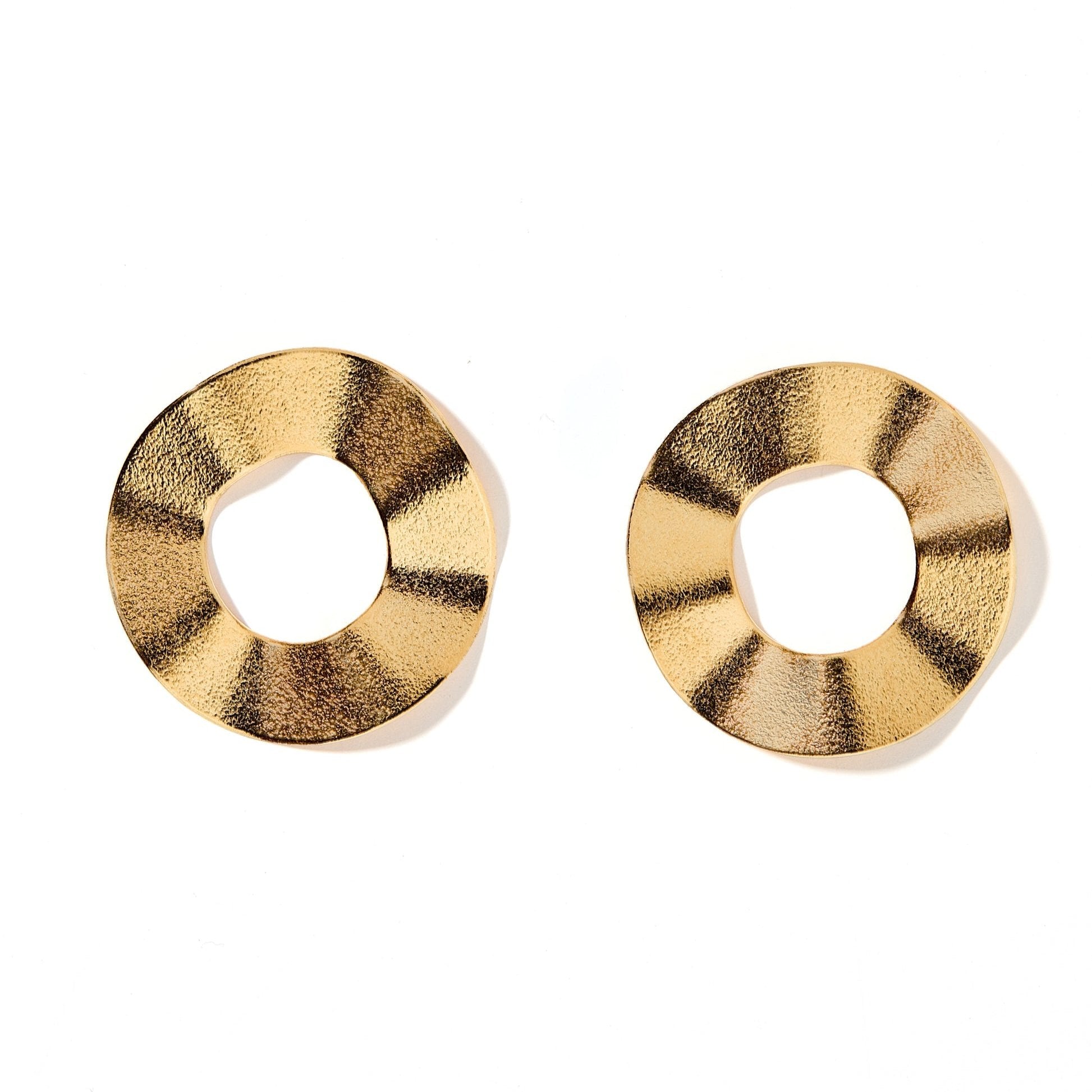 Linny Co | Eliza Gold Tone Circular Earrings