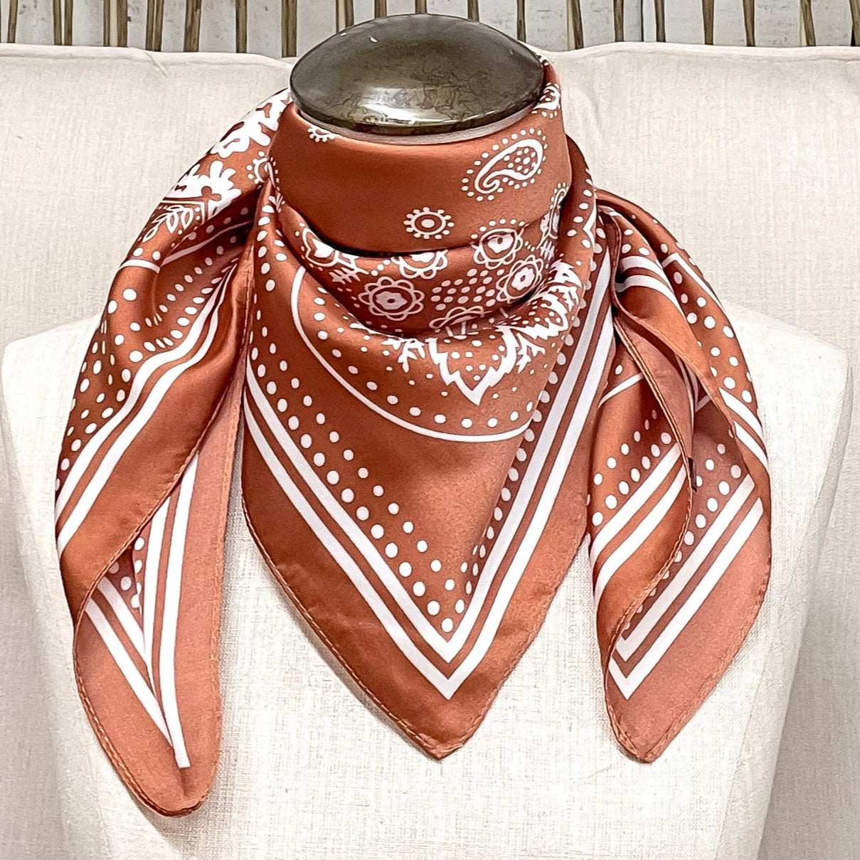新品❤︎Deuxieme Classe PETIT USAGI BANDANA Mini Bandana Wild Rag in Coffee Brown – Giddy Up Glamour Boutique