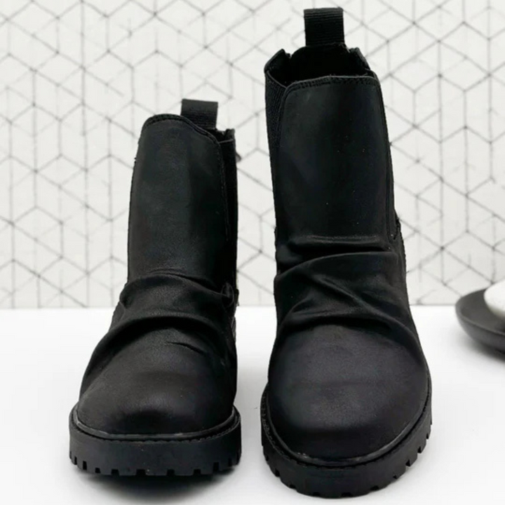 Online Exclusive | Noble Bootie in Black