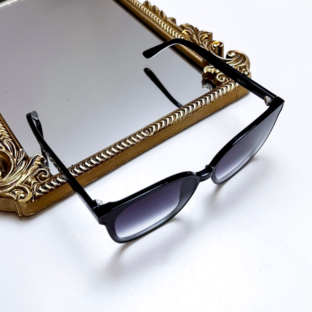 Otra Eyewear | Betty Oversized Square Sunglasses in Black