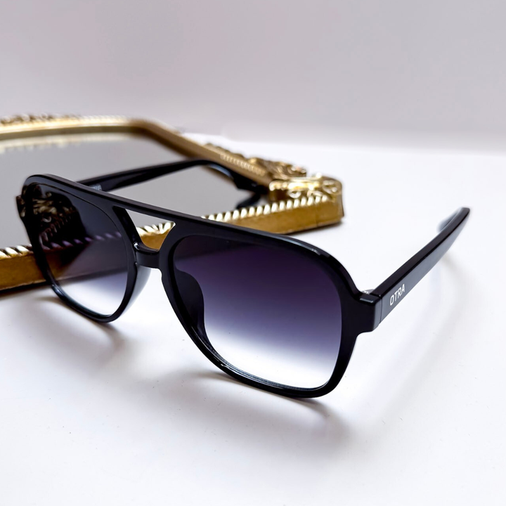 Otra Eyewear | Kori Aviator Smoke Fade Sunglasses in Black
