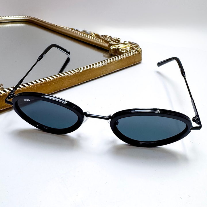 Otra Eyewear | Lexi Oval Sunglasses in Black