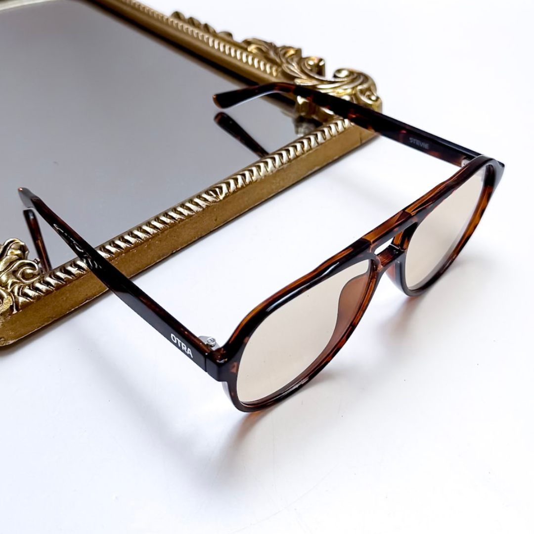 Otra Eyewear | Stevie Aviator Brown Fade Sunglasses in Tortoiseshell
