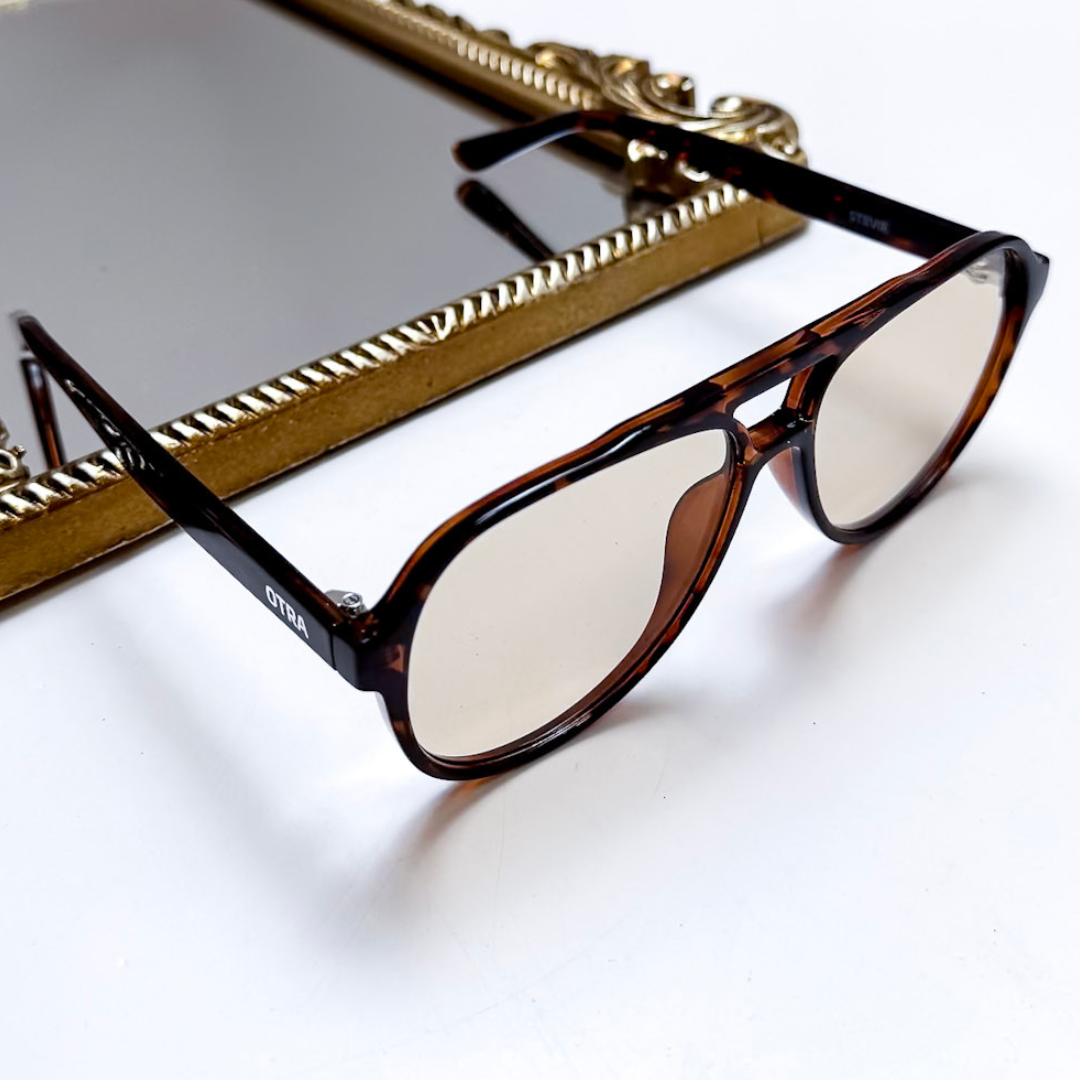 Otra Eyewear | Stevie Aviator Brown Fade Sunglasses in Tortoiseshell