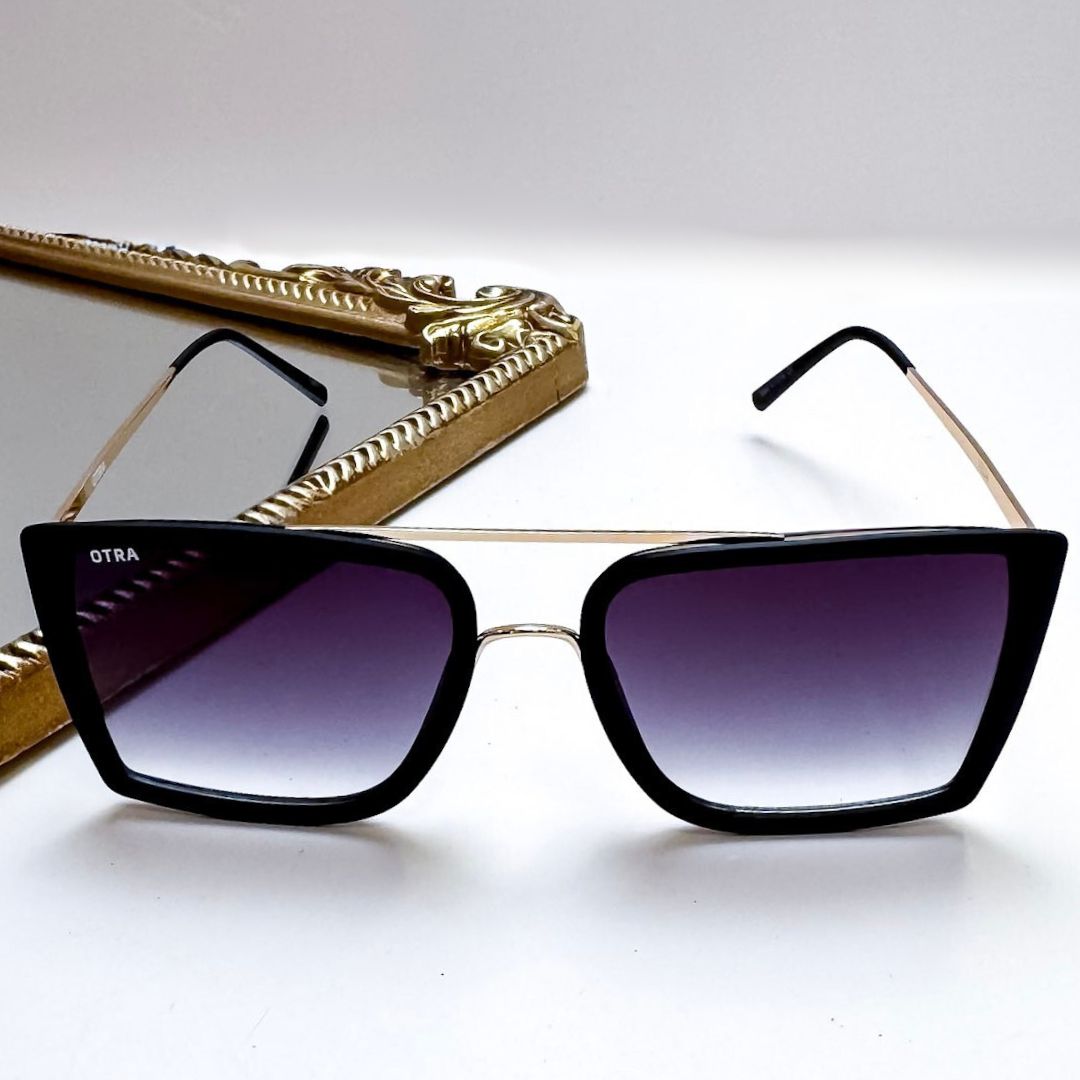 Otra Eyewear | Velda Oversized Square Sunglasses in Black