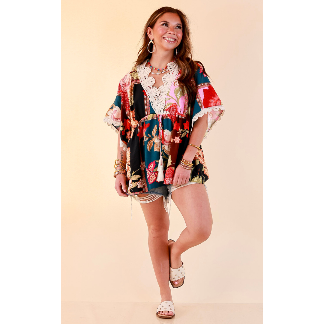 Patchwork Charm Floral Patchwork Print Print Lace Detail Short Sleeve Top in Pink Mix