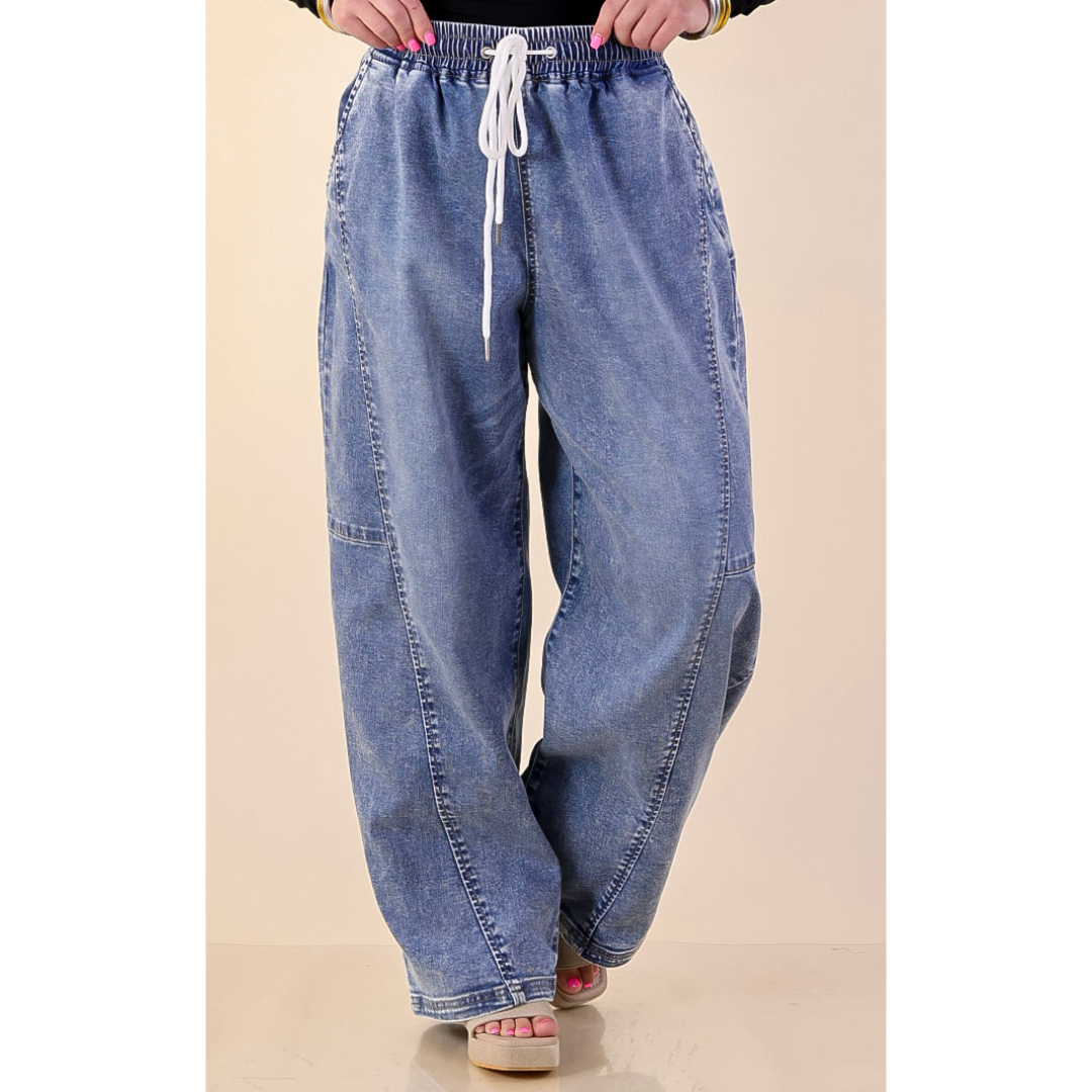 Risen | Relaxed and Ready Elastic Drawstring Waistband Featherweight Barrel Jean in Light Wash