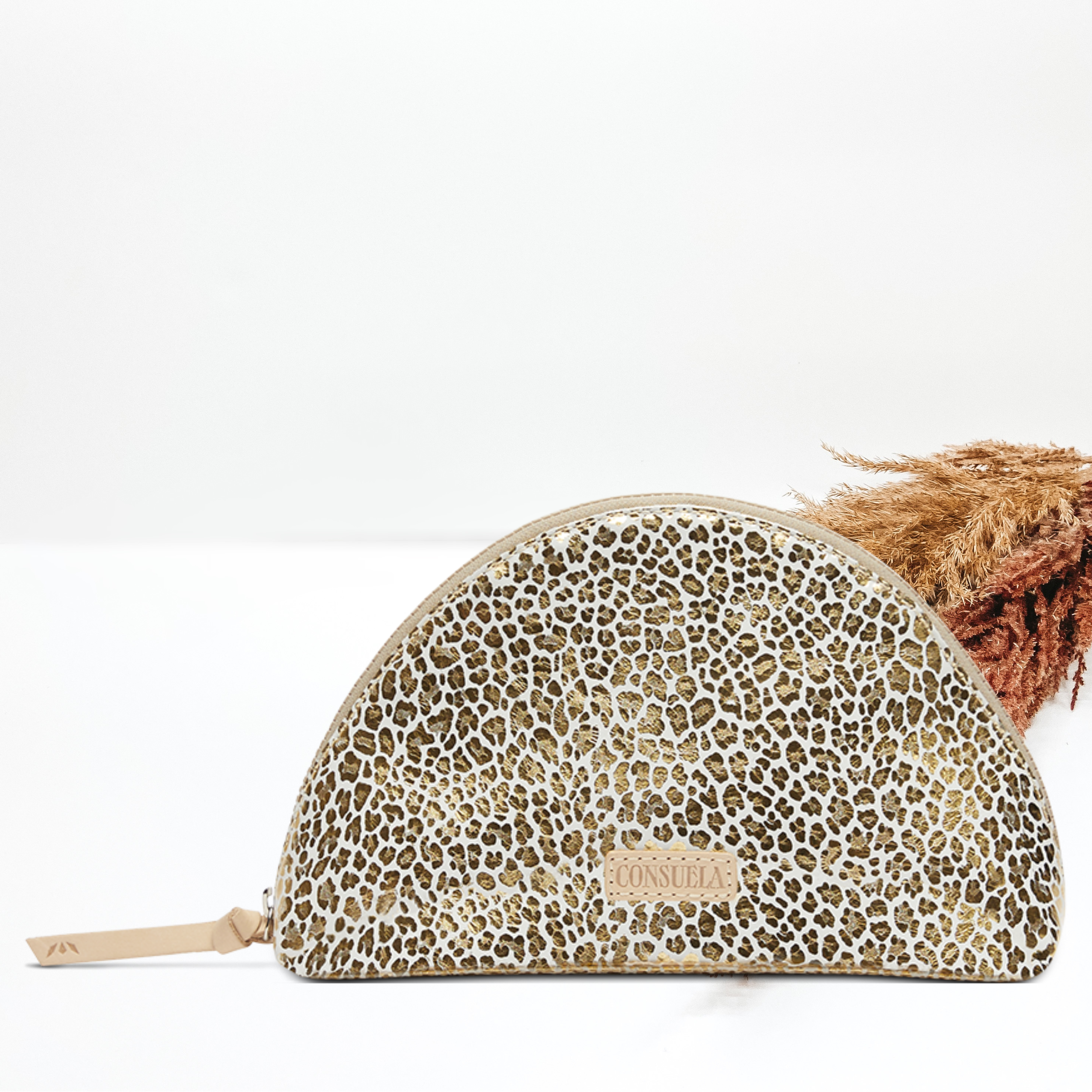 Hollis Jett Setter Vegan Leather Leopard Makeup Bag - Leopard