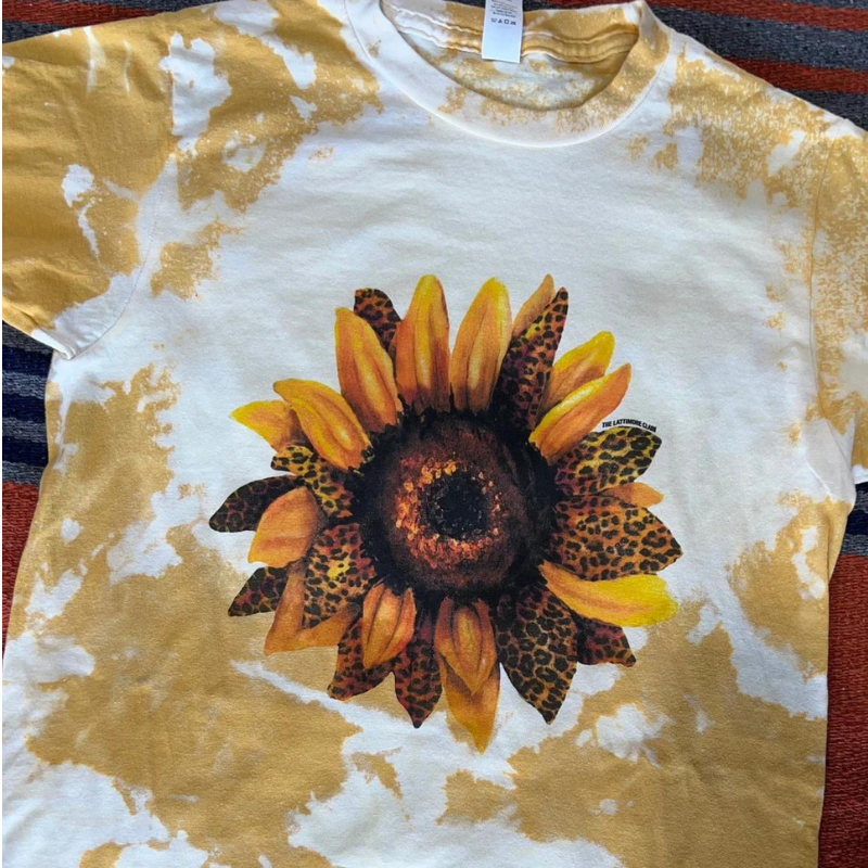 Online Exclusive | Leopard Sunflower Short Sleeve Graphic Tee in Bleached Mustard - Giddy Up Glamour Boutique
