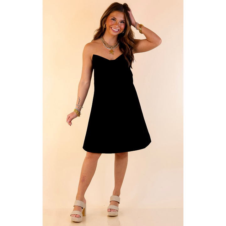 Star of the Night Velvet Dress with Corset Bow in Black