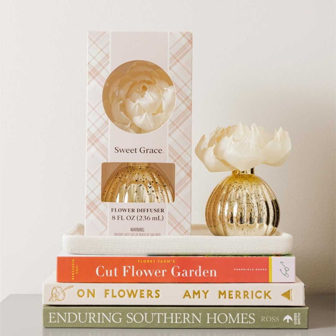 Bridgewater Candle Company | Holiday Mercury Flower Diffuser | Various Scents