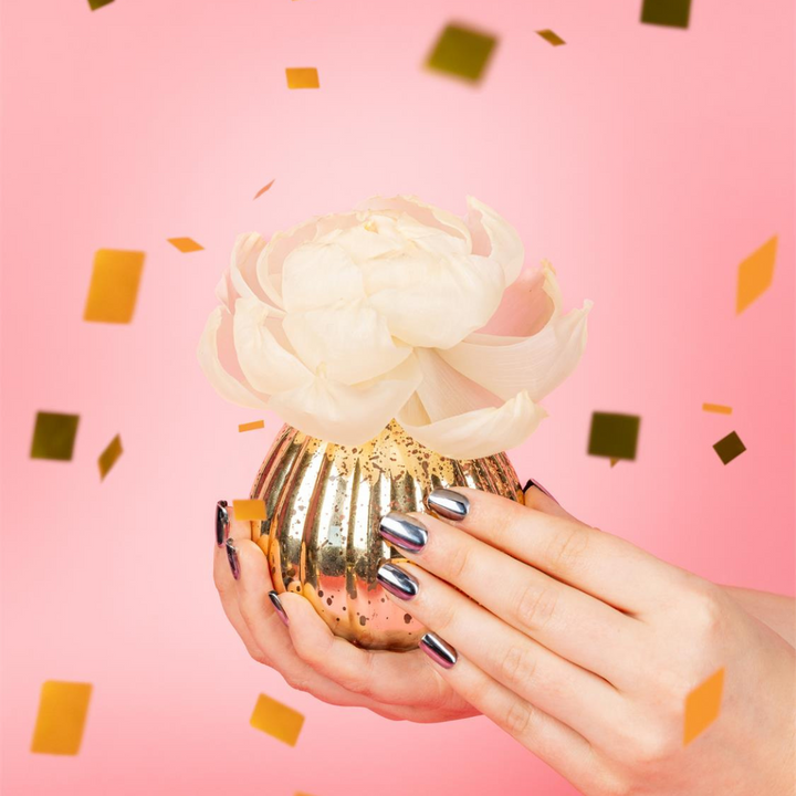 Bridgewater Candle Company | Holiday Mercury Flower Diffuser | Various Scents