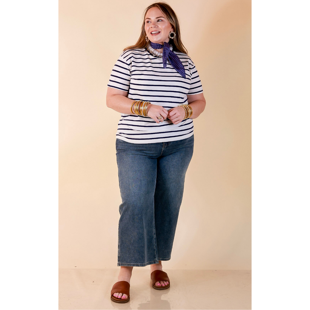 The Daily Stripe Scoop Neck Short Sleeve Striped Tee Top in Navy Blue