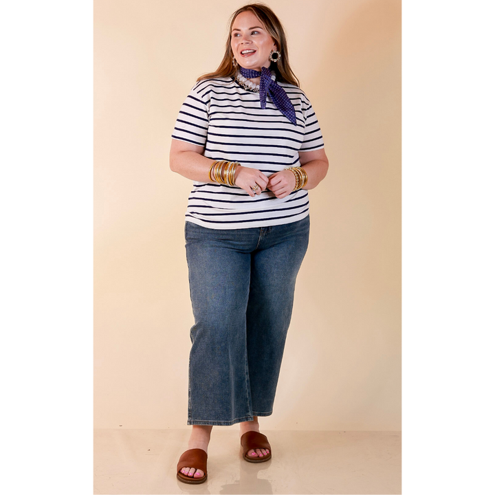 The Daily Stripe Scoop Neck Short Sleeve Striped Tee Top in Navy Blue