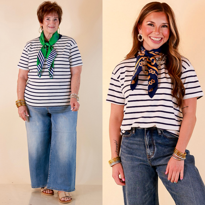 The Daily Stripe Scoop Neck Short Sleeve Striped Tee Top in Navy Blue