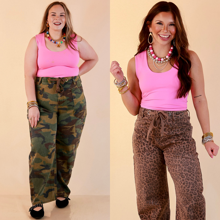 The Everyday Tank Scoop Neck Sleeveless Seamless Crop Tank Top with Built in Bra in Candy Pink