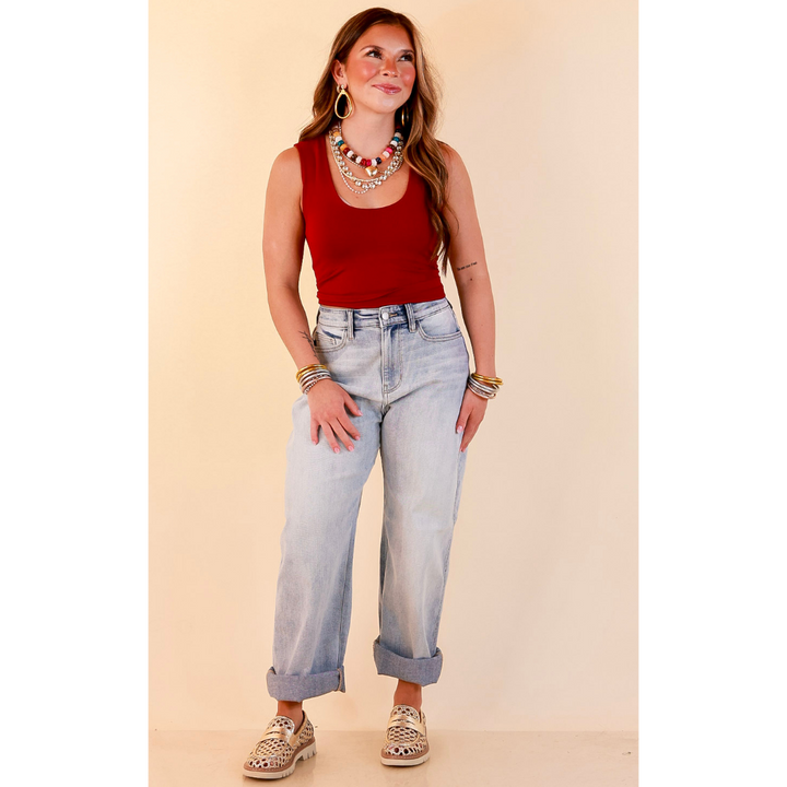 The Everyday Tank Scoop Neck Sleeveless Seamless Crop Tank Top with Built in Bra in Maroon