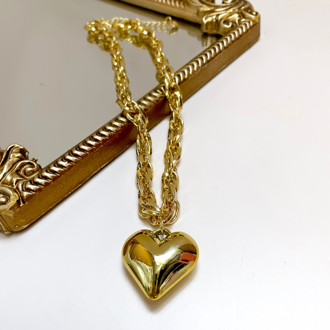 Treasure Jewels | Chunky Crush Chain Heart Pendant Necklace in Gold