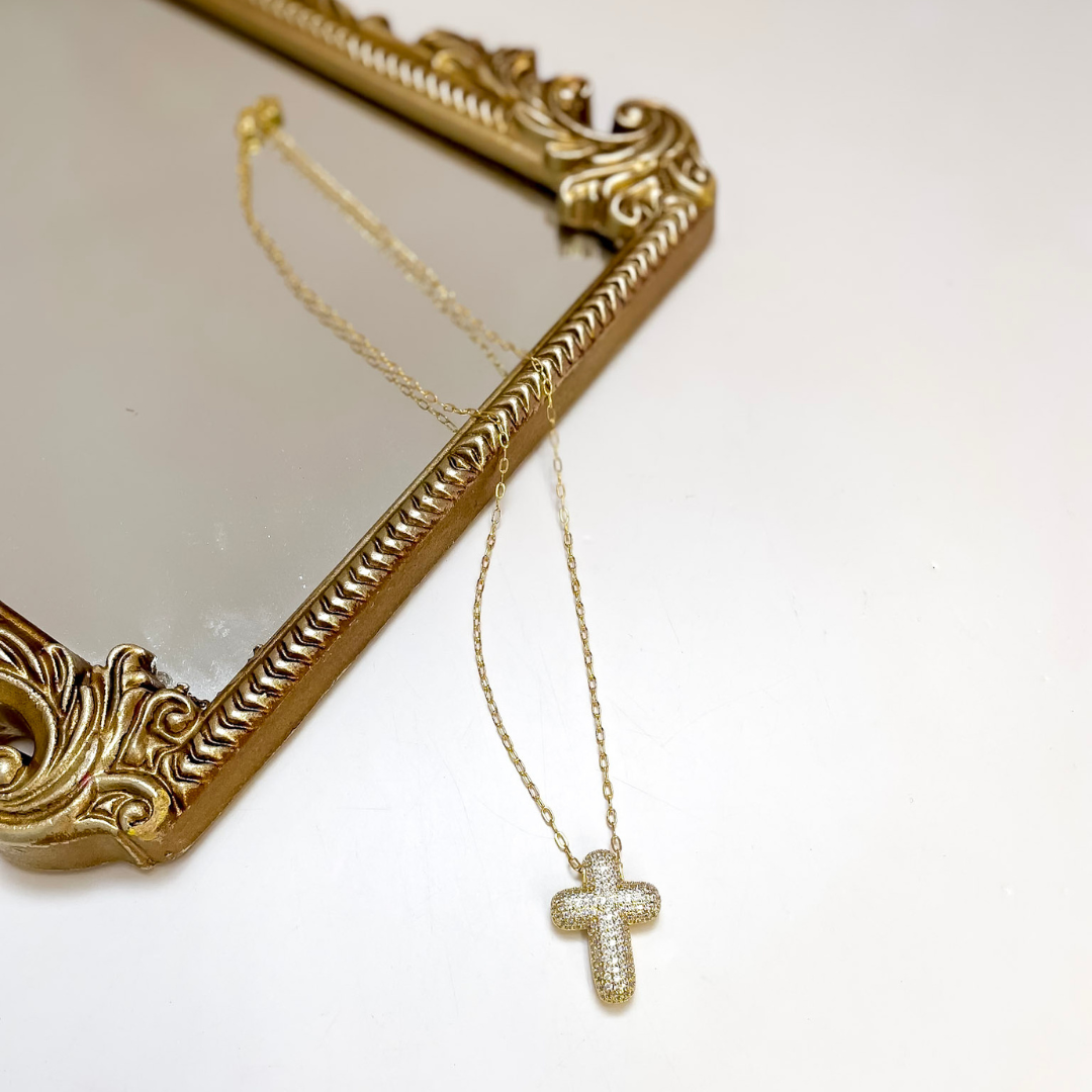 Treasure Jewels | Faithful Glow Pave Cross Chain Necklace in Gold
