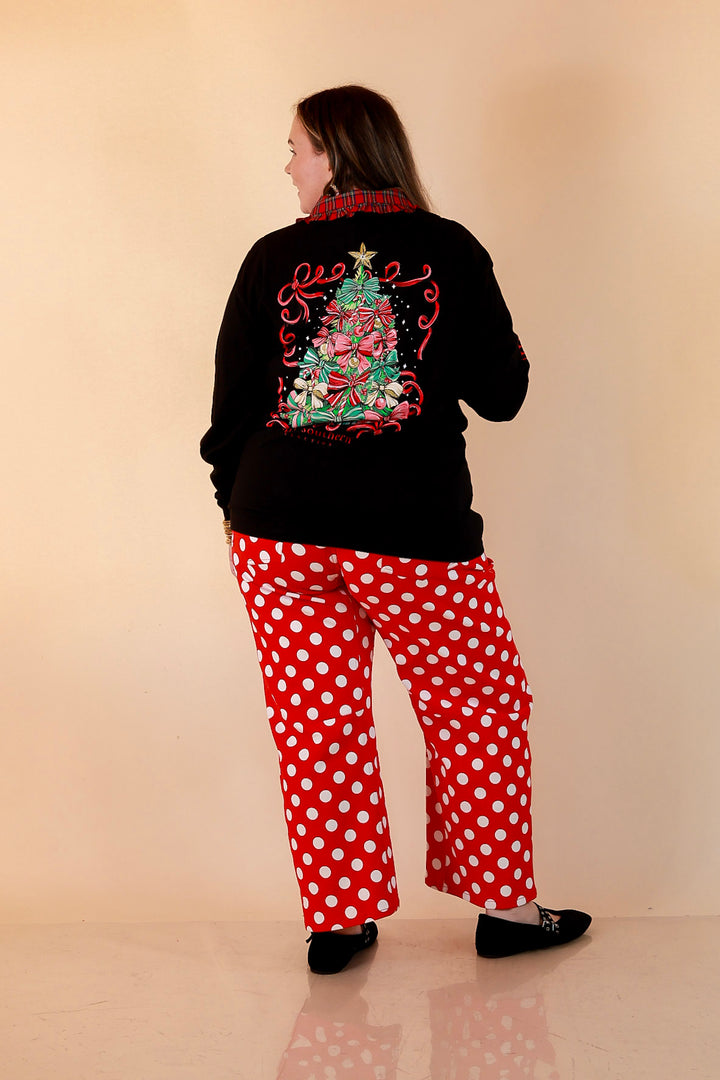 Trimmed to Perfection Bow Christmas Tree Tee in Black