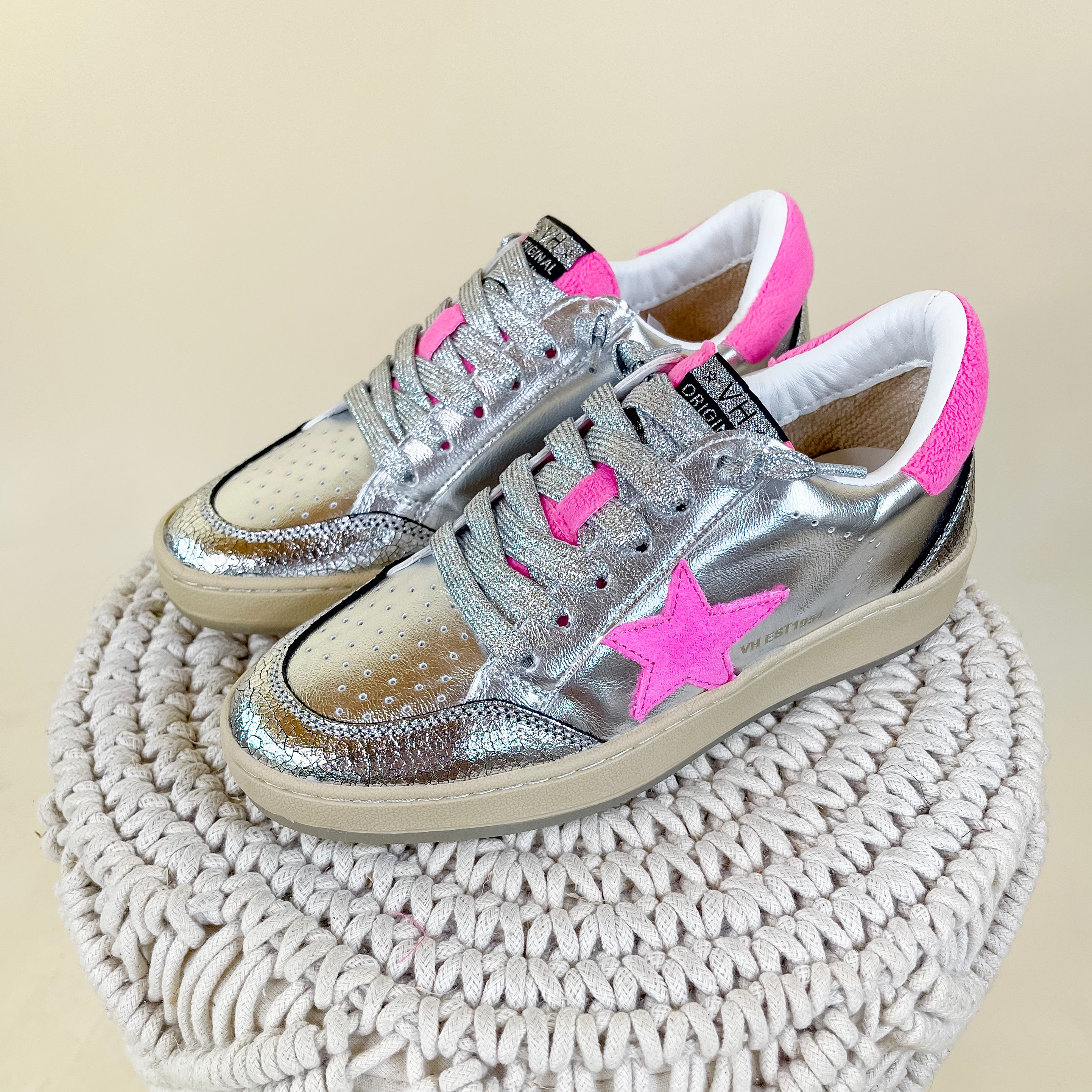 Vintage Havana | Denisse 42 Sneakers in Washed Silver and Pink