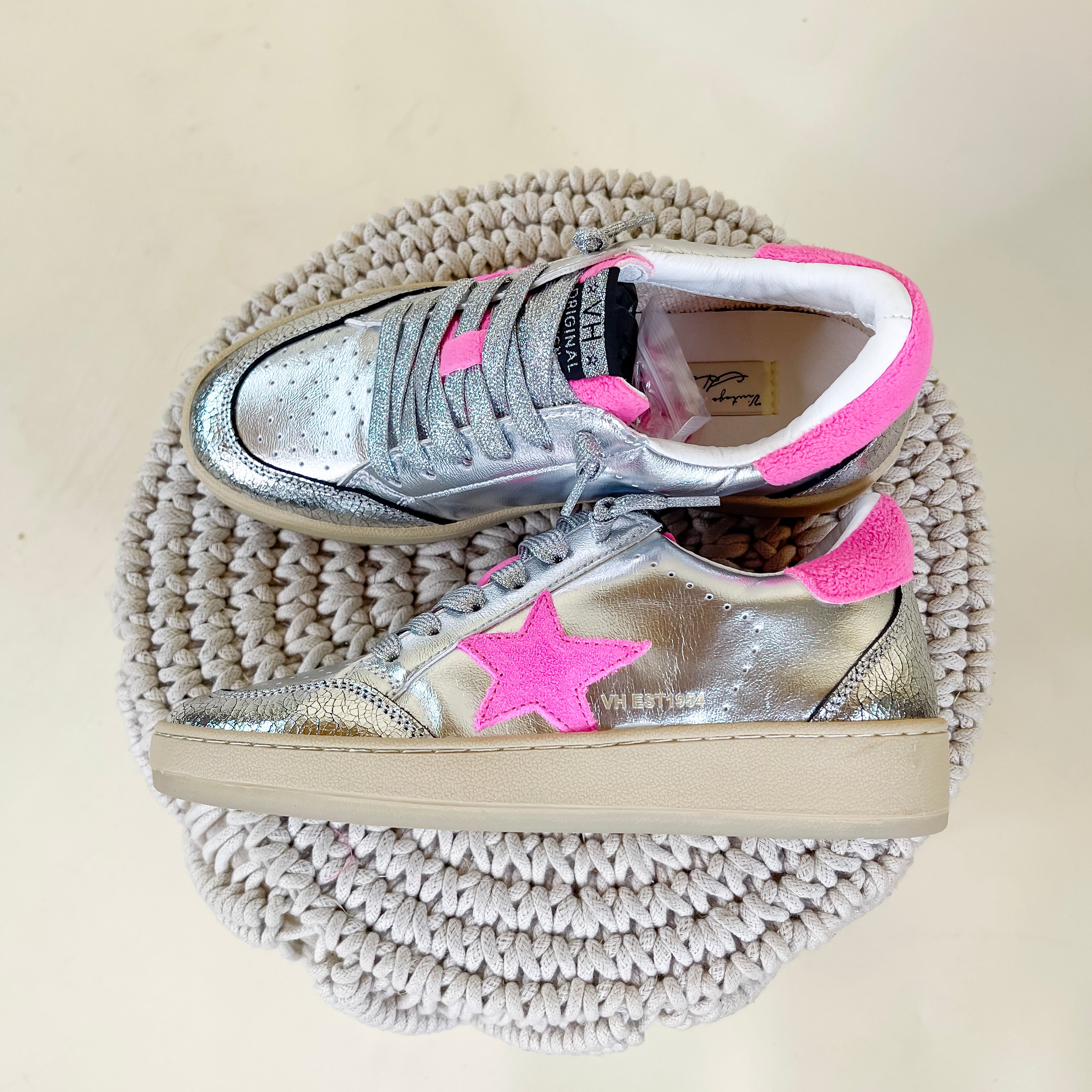 Vintage Havana | Denisse 42 Sneakers in Washed Silver and Pink