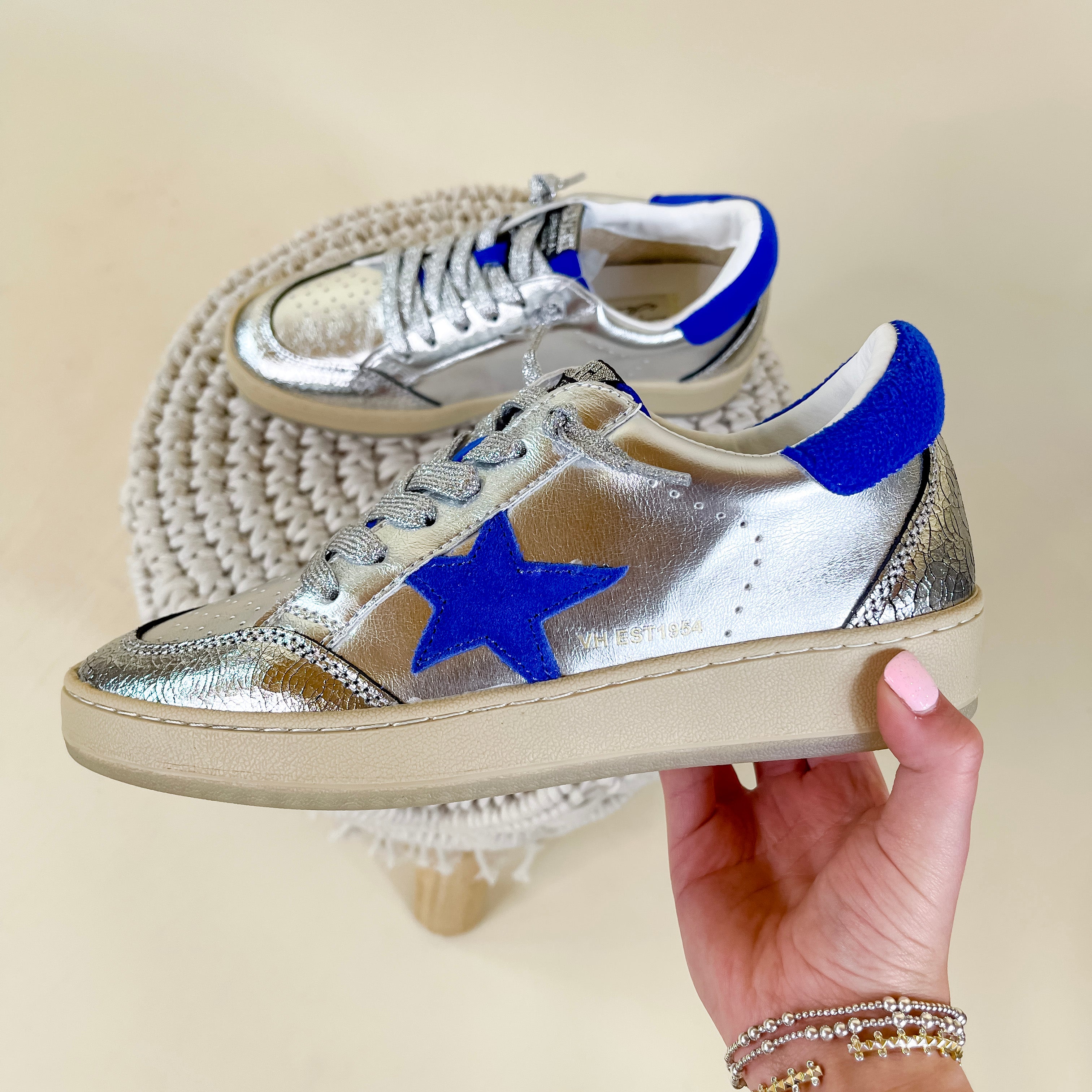 Vintage Havana | Denisse 43 Sneakers in Washed Silver and Blue