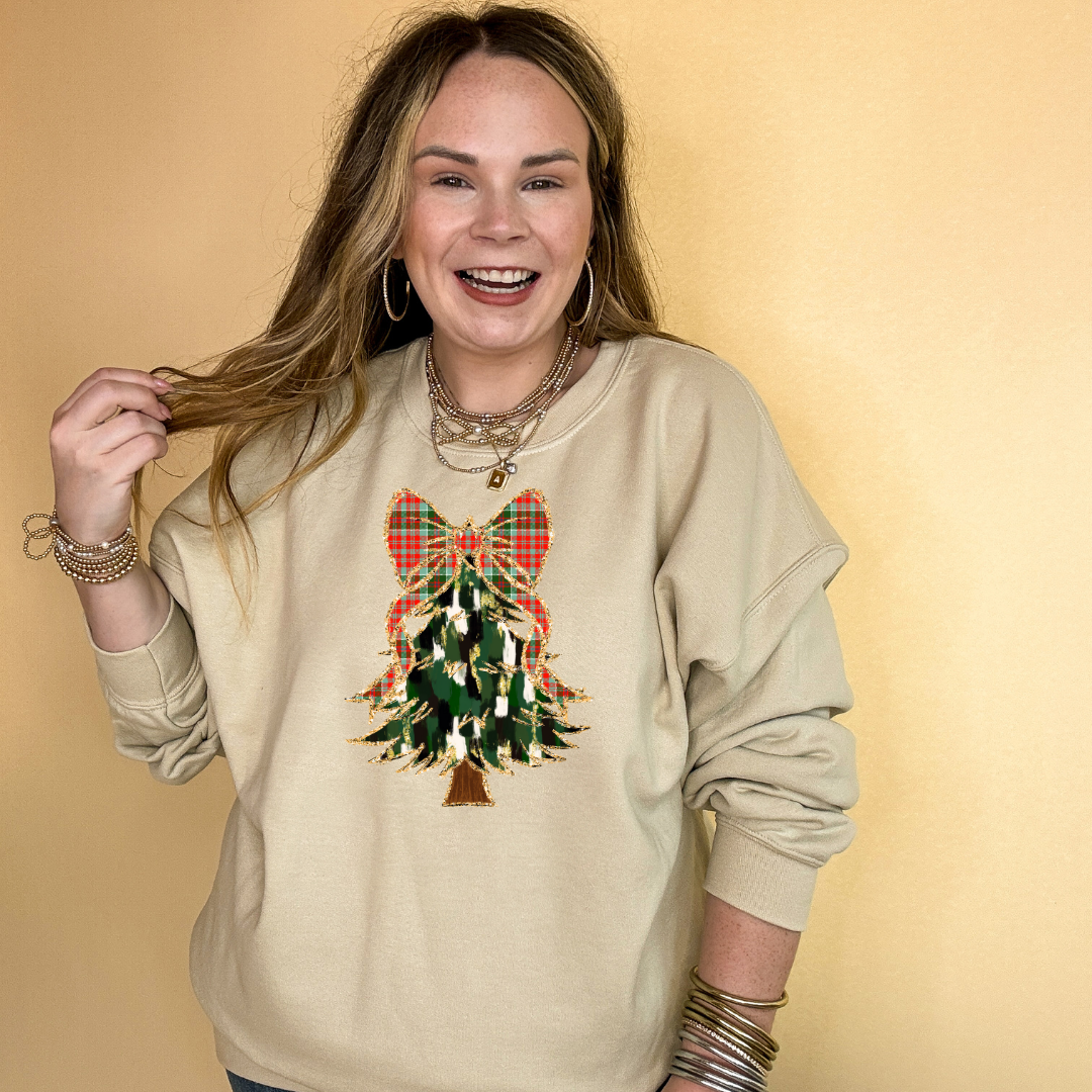 Online Exclusive | Christmas Tree Watercolor with Plaid Bow Graphic Sweatshirt in Multiple Color Options