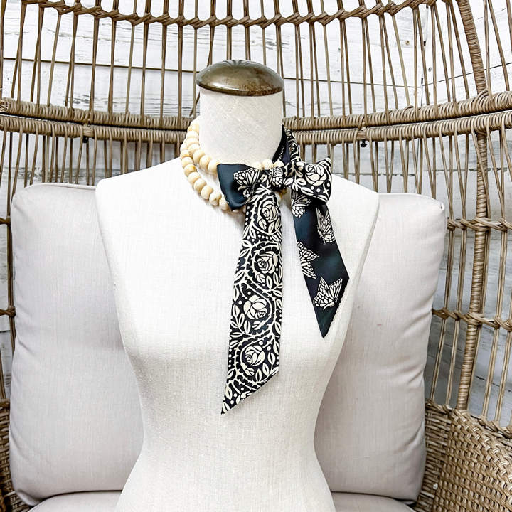 XOXO Art &amp; Co | Rose Trellis Print Reversible Twilly Scarf in Black and Ivory