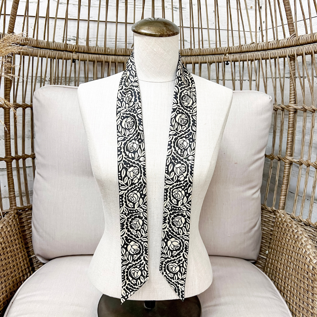 XOXO Art &amp; Co | Rose Trellis Print Reversible Twilly Scarf in Black and Ivory