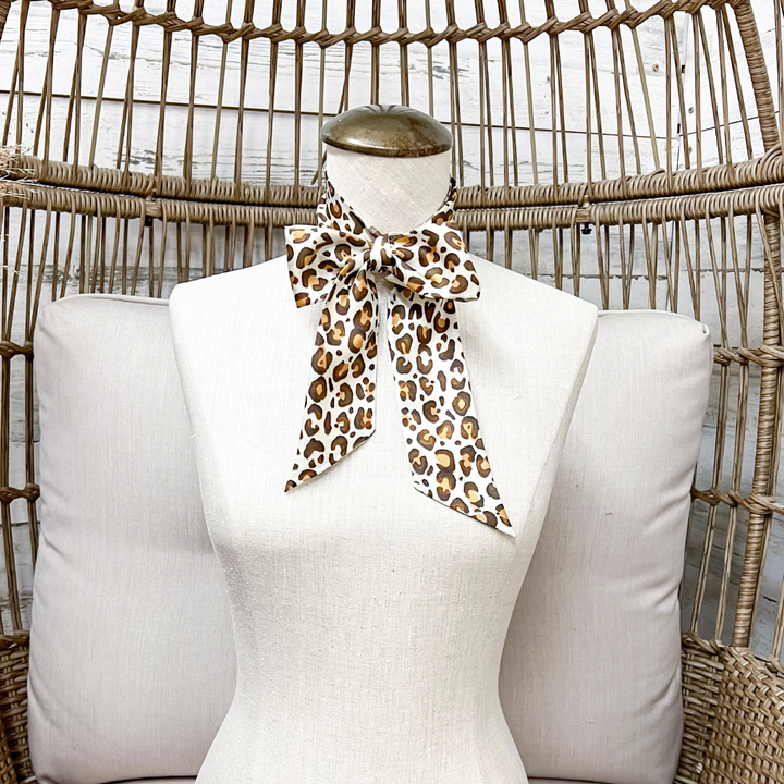 XOXO Art &amp; Co | Wild Horses Print Twilly Scarf in Ivory and Leopard