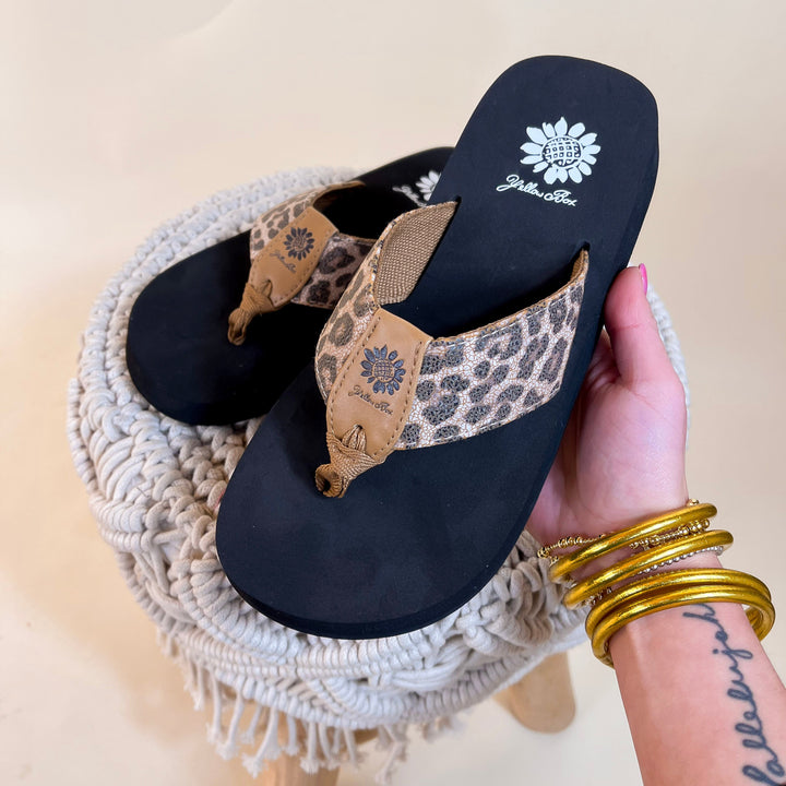 Yellow Box | Ferlia Flip Flop in Natural