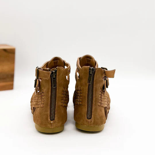 Online Exclusive | Bed and Breakfast Basket Weave Sandals in Tan