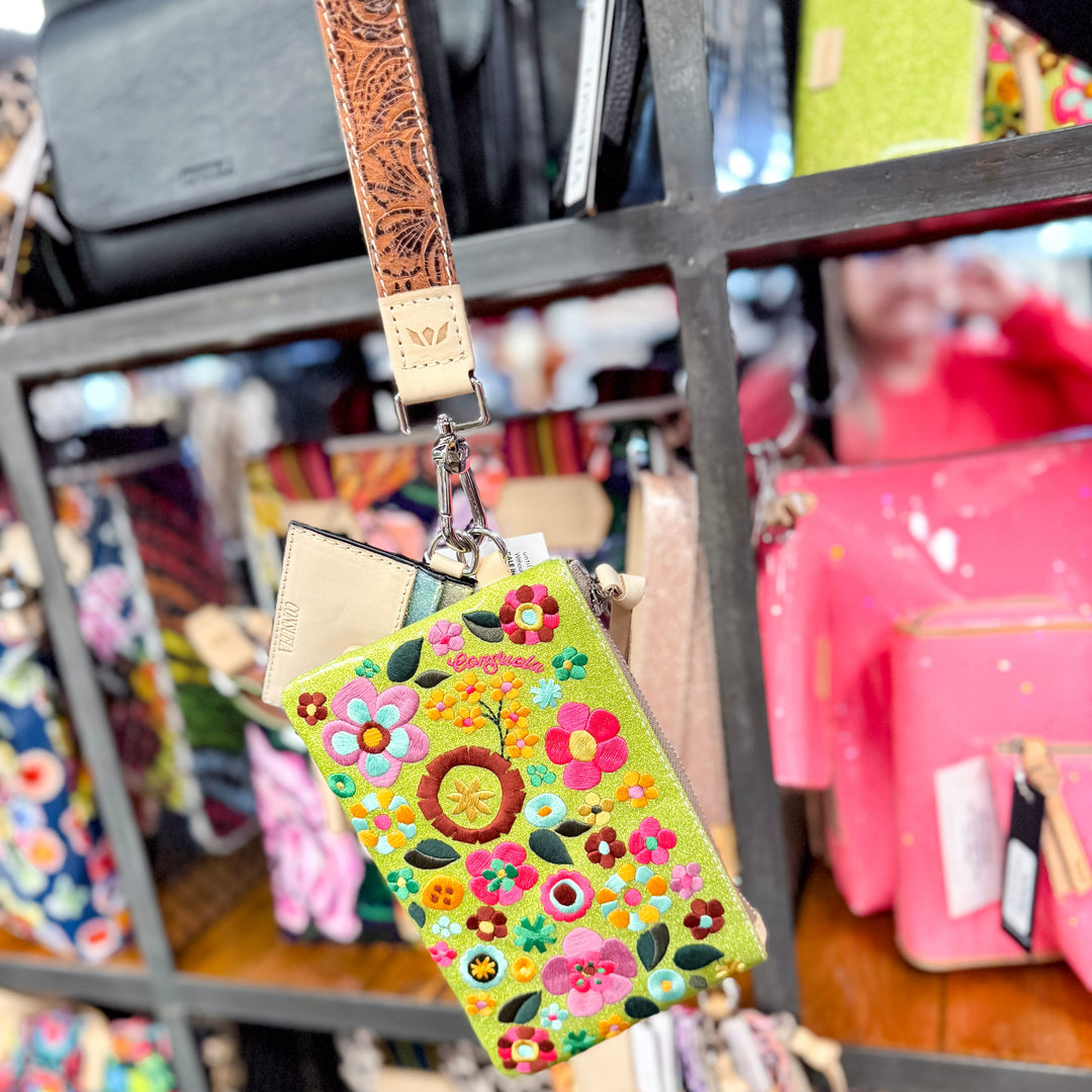 Consuela | Buzzy Combi Wristlet