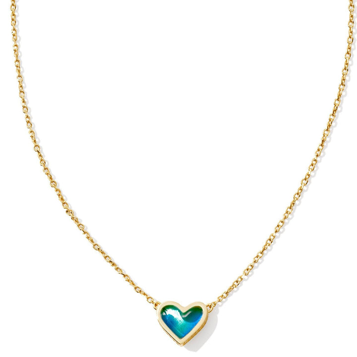 Kendra Scott | Framed Ari Heart Gold Short Pendant Necklace in Mood Stone