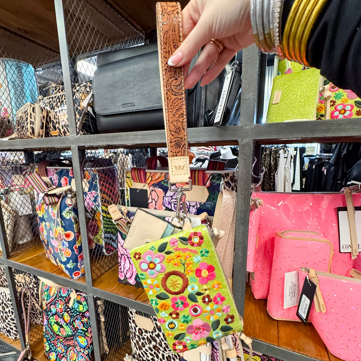 Consuela | Buzzy Combi Wristlet