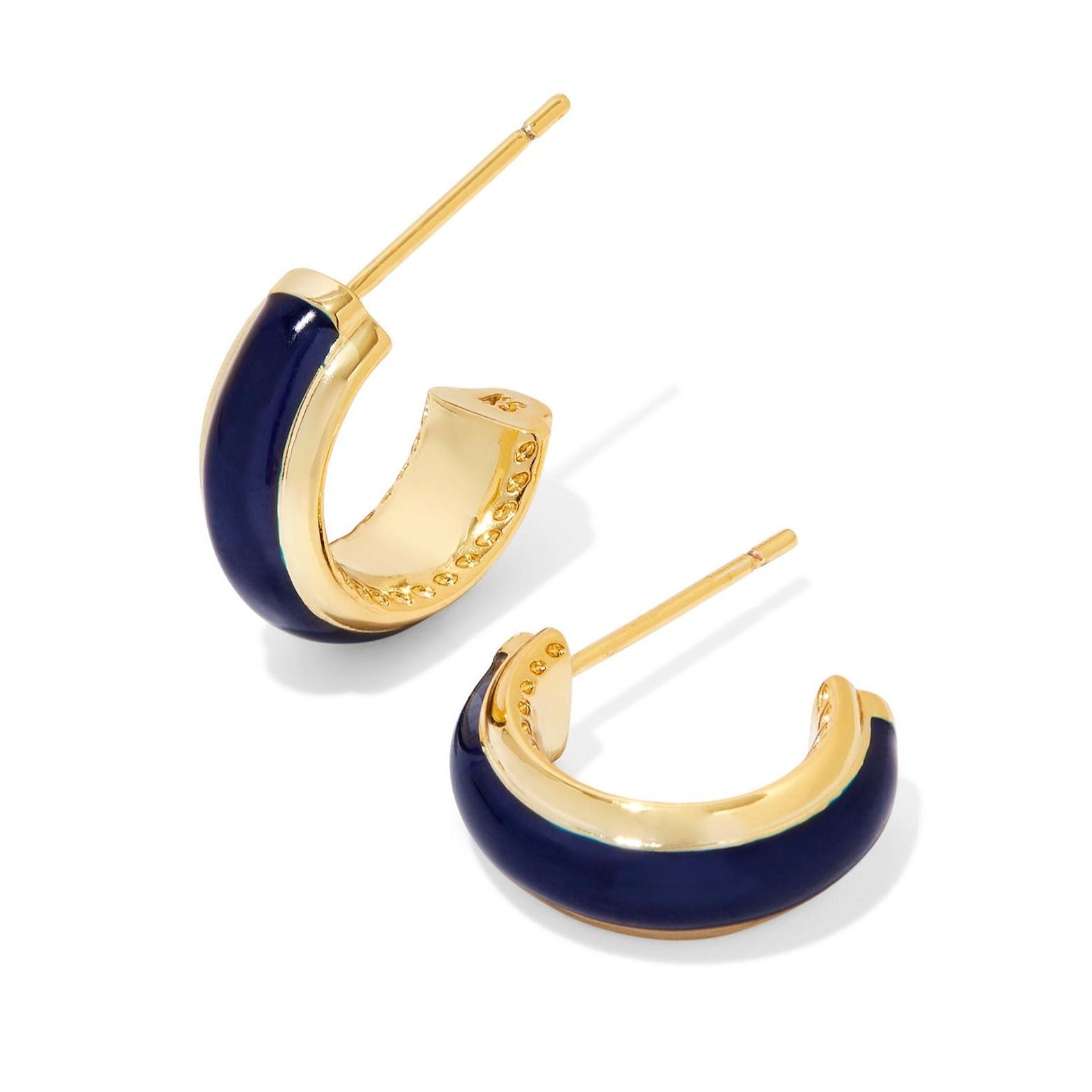 Kendra Scott | Ainsley Gold Huggie Earrings in Navy Enamel