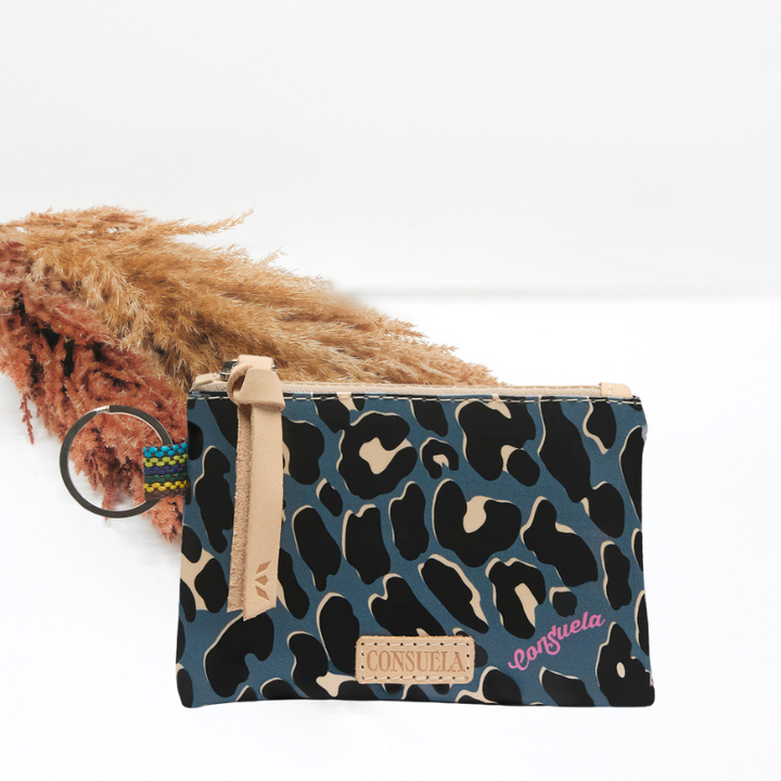 Consuela | Danni Pouch