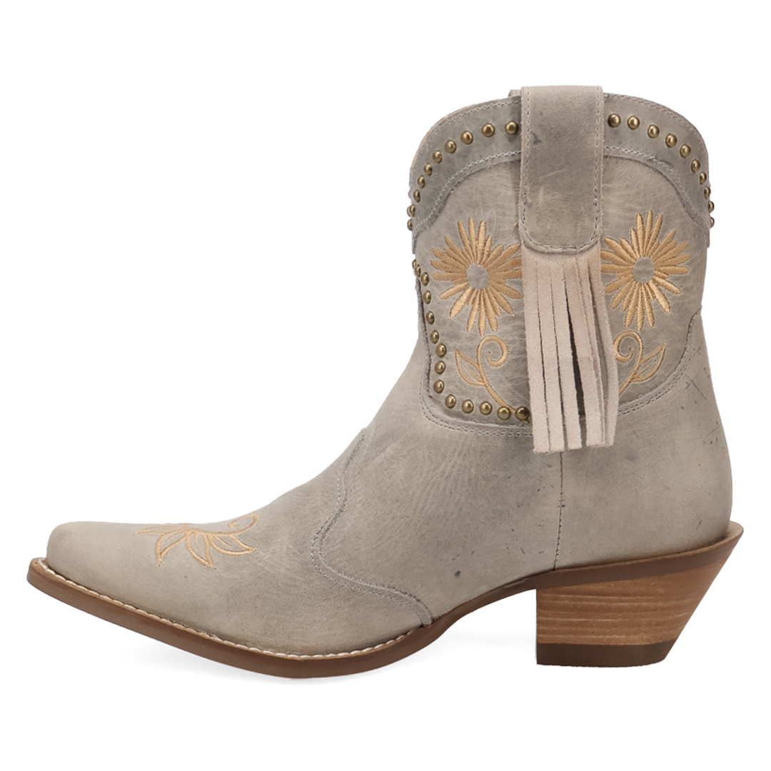 Online Exclusive | Dingo | Country Cute Leather Bootie in White **PREORDER