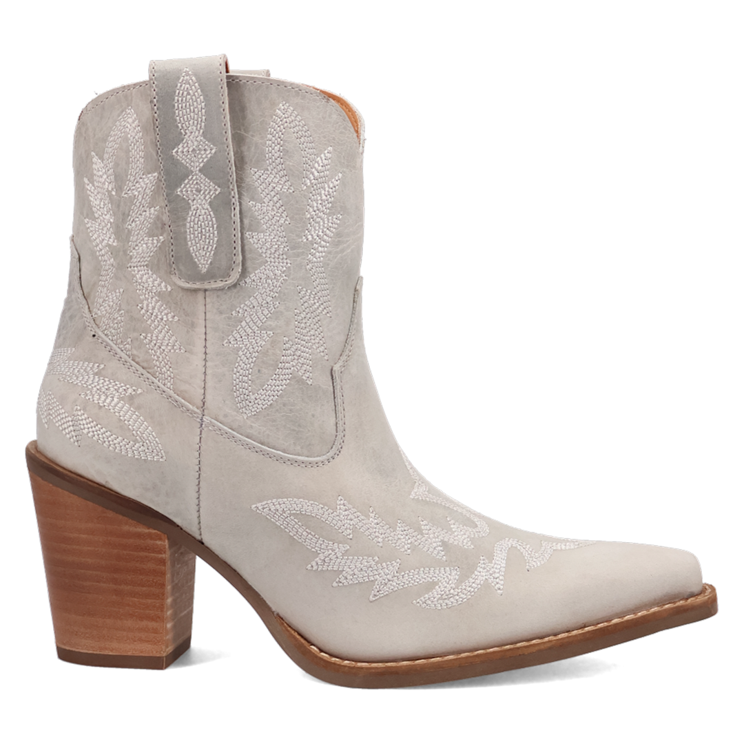 Online Exclusive | Dingo | Rocky Top Leather Bootie in White **PREORDER