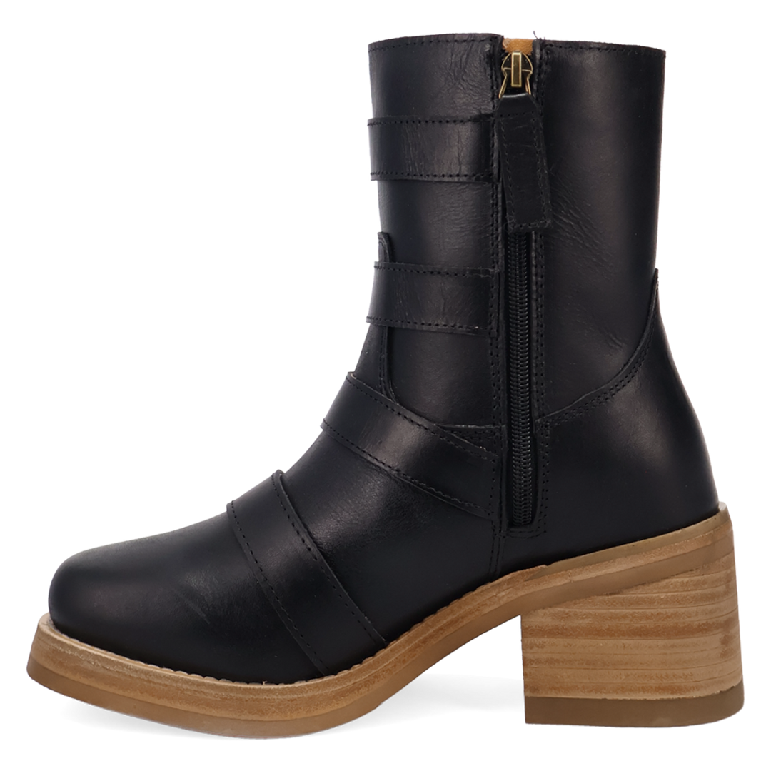 Online Exclusive | Dingo | Topanga Leather Bootie in Black **PREORDER