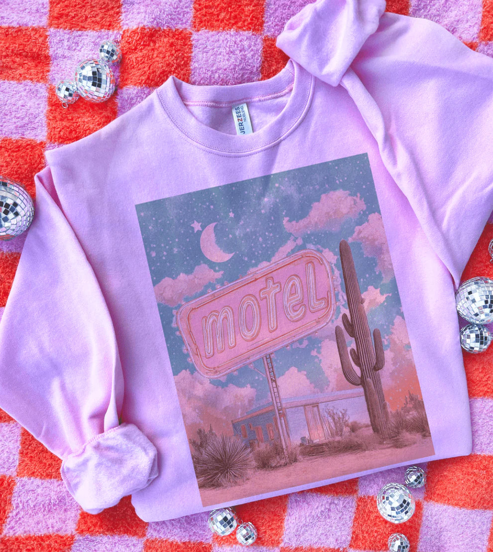 Motel Key Memories graphic tee with vintage motel sign & cactus desert scene – pink sweat shirt