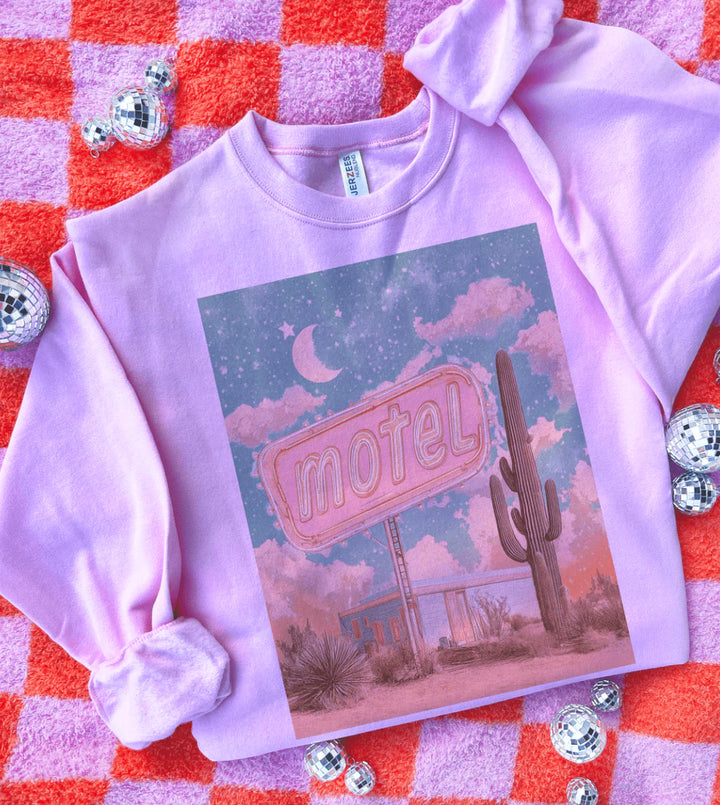 Motel Key Memories graphic tee with vintage motel sign & cactus desert scene – pink sweat shirt
