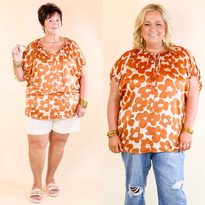 Last Chance Size Small | Counting Kisses Short Sleeve Floral Top with Keyhole in Copper
