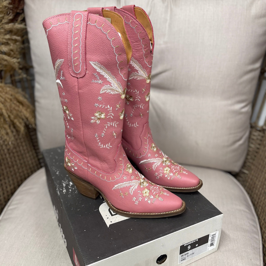 *DISCONTINUED* Dingo | Full Bloom Cowboy Boot in Pink | Last Chance Size 9